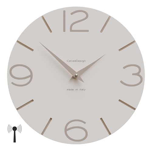 CalleaDesign Wanduhr Funk Smile 40CM, Beige. Moderne runde Wanduhr für Büro, Schlafzimmer, Wohnzimmer, Küche und Bad. Deutscher Mechanismus. Wanduhren Funkuhren für jeden Raum. von CalleaDesign