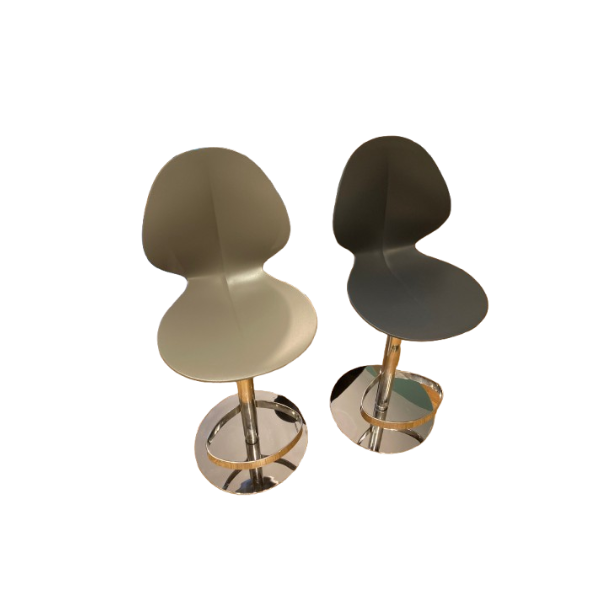 2er-Set Basil Barhocker aus Polypropylen und verchromtem Stahl, Calligaris 2er-Set Basil Barhocker aus Polypropylen und verchromtem Stahl, Calligaris von Calligaris