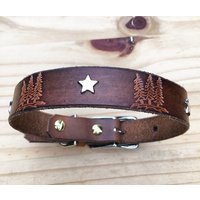 Pine Tree Und Silver Star Soul Dog Designs Handgefertigtes Benutzerdefiniertes Lederhalsband von CallingYourWild