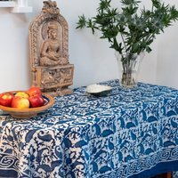 Leichte Baumwoll Tischdecke - Indigo Floral Batique Block Gedruckt, Mehrzweck, Rechteck, Sarong, Strand Vertuschung von CamillaCostello