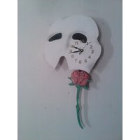 Phantom Der Oper-Pendeluhr Mit Schwingendem Rose Phantom Der Oper-Pendeluhr Mit Schwingendem Rose von CanCreate