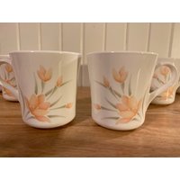 Corning Ware, Peach Blumenmuster, Tassen, 6Er Set von CanadianaCollector