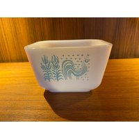 Pyrex, Butterprint, Amish, 501, Kühlschrank, Teller von CanadianaCollector