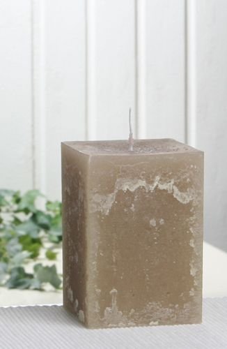Rustik-Stumpenkerze, viereckig, 10 x 7,5 x 7,5 cm Ø, sand von CandleCorner Rustik-Kerzen
