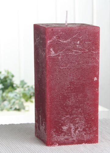Rustik-Stumpenkerze, viereckig, 15x7,5x7,5 cm Ø, rubin-bordeaux von CandleCorner Rustik-Kerzen
