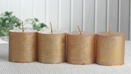 SET: 4x Rustik-Stumpenkerze, 5 x 5 cm Ø, gold-metallic SET: 4x Rustik-Stumpenkerze, 5 x 5 cm Ø, gold-metallic von CandleCorner Rustik-Kerzen