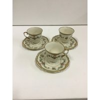 Set Von Drei Porzellan Teetassen Und Untertassen K & A Krautheim Selb Barvaria Germany Franconia Aida Design von CandleLiteGiftShop