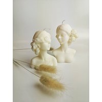 Handgemachte Kerze in Floralem Büstendesigns/Vegan Kerzen Aus Rapswachs, Kerzenfiguren Handgemachte Kerze in Floralem Büstendesigns/Vegan Kerzen Aus Rapswachs, Kerzenfiguren von CandleYve