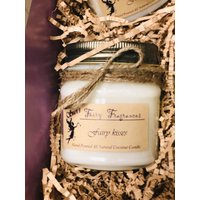 Suris Fee Düfte - Alle Natürlichen Hand Gegossen Kokoswachs Kerzen Suris Fee Düfte - Alle Natürlichen Hand Gegossen Kokoswachs Kerzen von CandlesPouredWithLuv