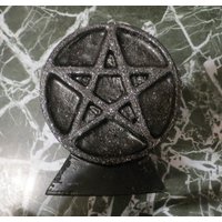Pentagramm | Pentakel Wicca Kerze | 7x5 22 Oz Schwarz Weiß Mit Borte Oder Schlichten Gothic Halloween Ritual Kerzen von CandlesSoapAndMore