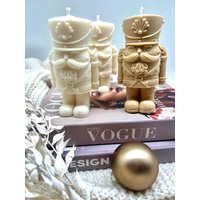 Nussknacker-Nussknackerkerze-Kerzen-Kerzenliebe-Geschenkideen-Geschenke-Weihnachten-Dekoideen-Deko-Vegan-Handgemacht Nussknacker-Nussknackerkerze-Kerzen-Kerzenliebe-Geschenkideen-Geschenke-Weihnachten-Dekoideen-Deko-Vegan-Handgemacht von CandlesbyNadja