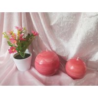 2Er Set Kugelkerzen. Runde Kerzen Rot, Geschenk Muttertag, Jahrestag 2Er Set Kugelkerzen. Runde Kerzen Rot, Geschenk Muttertag, Jahrestag von Candlesspeech