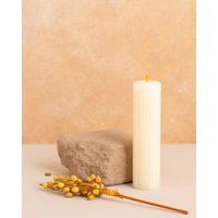 Bienenwachssäule 15cm - Weiß Honig Handgemachte Natürliche Kerze Handgerolltes Heimgeschenk Baumwolldocht Wohnzimmer Duftdeko Bienenwachssäule 15cm - Weiß Honig Handgemachte Natürliche Kerze Handgerolltes Heimgeschenk Baumwolldocht Wohnzimmer Duftdeko von Candlys