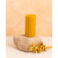 Bienenwachssäule Kerze 10cm - Honig Duft Handgemacht Natur Handgerolltes Heimgeschenk Baumwolldocht Wohnzimmer Dekoration Elegant von Candlys
