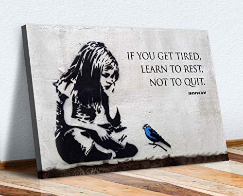 CanvasArtShop Leinwandbild, Motiv: Banksy Mädchen mit blauem Vogel-Zitat, gerahmt, 60 x 40 cm von CanvasArtShop