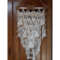 Wandmakramee „Pom Poms Und Quasten" von CapdelaBigne