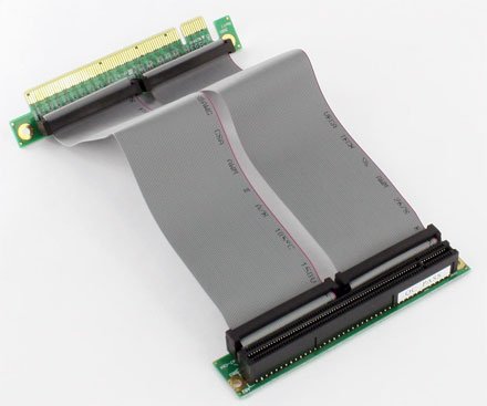 PCI-Express (x16) Riser flexibel (150 mm) von CarTFT.com