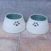 Ein Paar Individuelle Kleine Spaniel Wasser Und Futter Hundeschalen Langohr Ohrenschalen Hand Geworfen Steinzeug Töpfer Keramik Handmade von CaractacusPots