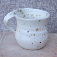 Linkshänder-Kaffeetasse, Teetasse Aus Steinzeug, Handgedrehte Keramik, Handgedreht, Handgefertigt, Versandfertig von CaractacusPots