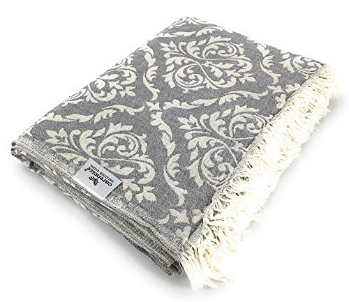 Carenesse Jacquard Tagesdecke Single Size Barock 150 x 200 cm grau I Edle & zarte Wendedecke aus 100% Baumwolle mit hochwertiger Webung I Überwurf für Bett & Sofa I Wohndecke dünn & leicht von Carenesse