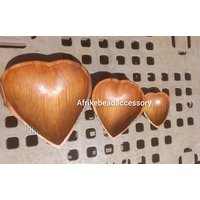 3 in 1 Love Shaped Schale, Holz Olivenholz Snacks Servierschüssel, Salat Obst Handgemachte Schale von CaribuKenya