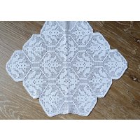 Fein Gehäkelt , Landhaus, Chabby Chic, Blumen, Reine Handarbeit Gehäkelte Spitze Mitteldecke Fein Gehäkelt , Landhaus, Chabby Chic, Blumen, Reine Handarbeit Gehäkelte Spitze Mitteldecke von CarlaWhiteAndNature