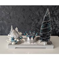 Weihnachtliches Deko Tablett Mit Beleuchtung Krone Blau/Petrol Unikat Weihnachtliches Deko Tablett Mit Beleuchtung Krone Blau/Petrol Unikat von CarmaCreative