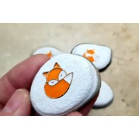 Geschenkset, Kleiner Fuchs, Kieselstein Mit Symbol, Glücksbringer von CarmenEndSteine