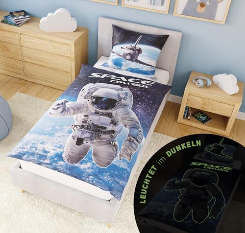 Carpe Sonno Kinderbettwäsche 135x200 Astronaut + 10 Spiele - Leuchtende Kinder Bettwäsche Glow in The Dark - Weltraum Bettwäsche Weltall 135 x 200 cm - Jungen Bettwäsche leuchtet im Dunkeln von Carpe Sonno