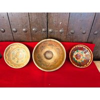 Konvolut Von Drei Primitiven Keramikschalen, Alte Keramikschalen von CarpeDiemMk