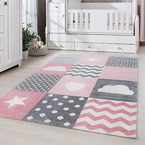 Carpetsale24 Kinderteppich Patchwork Rosa 80x150 cm – Läufer mit Herz- und Sternenmuster – Weich & Allergikergeeignet – Teppich fürs Mädchenzimmer von Carpetsale24