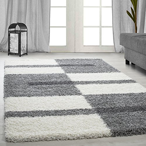 Carpetsale24 Hochflor Teppich Läufer 80x150 cm Hellgrau – Weiche Shaggy Flokati Matte im Karierten Design – Dekorativer Bodenläufer für Flur, Küche oder neben dem Bett – Pflegeleicht Carpetsale24 Hochflor Teppich Läufer 80x150 cm Hellgrau – Weiche Shaggy Flokati Matte im Karierten Design – Dekorativer Bodenläufer für Flur, Küche oder neben dem Bett – Pflegeleicht von Carpetsale24