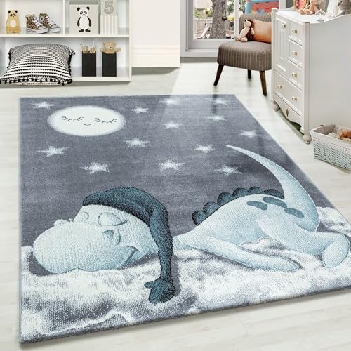 Carpetsale24 Kinderteppich süßes Dinosaurier Muster Blau und Grau 120 x 170 cm - Kurzflor Teppich Kinderzimmer Babyzimmer für Mädchen und Junge Extra Weich und Pflegeleicht - Spielteppich Babyteppich von Carpetsale24