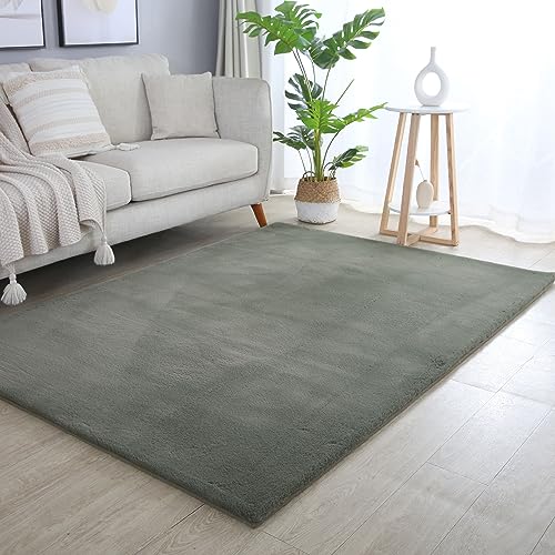 Carpettex Hochflor Teppich Wohnzimmer Shaggy Flokati Teppich Modern Einfarbig 200 x 290 cm Grün - Teppich Schlafzimmer Weich Flauschig Waschbar Teppich Küche Esszimmer - Langflor Teppiche Carpettex Hochflor Teppich Wohnzimmer Shaggy Flokati Teppich Modern Einfarbig 200 x 290 cm Grün - Teppich Schlafzimmer Weich Flauschig Waschbar Teppich Küche Esszimmer - Langflor Teppiche von Carpettex Teppich