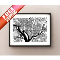 Washington Dc Stadt Karte Kunstdruck - Schwarz Und Weiß von CartoCreative