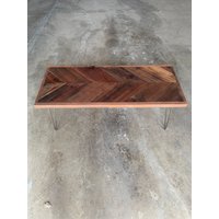 Reclaimed Redwood Couchtisch - Nachhaltiger Esstisch, Schreibtisch, Beistelltisch von CarvedCoast