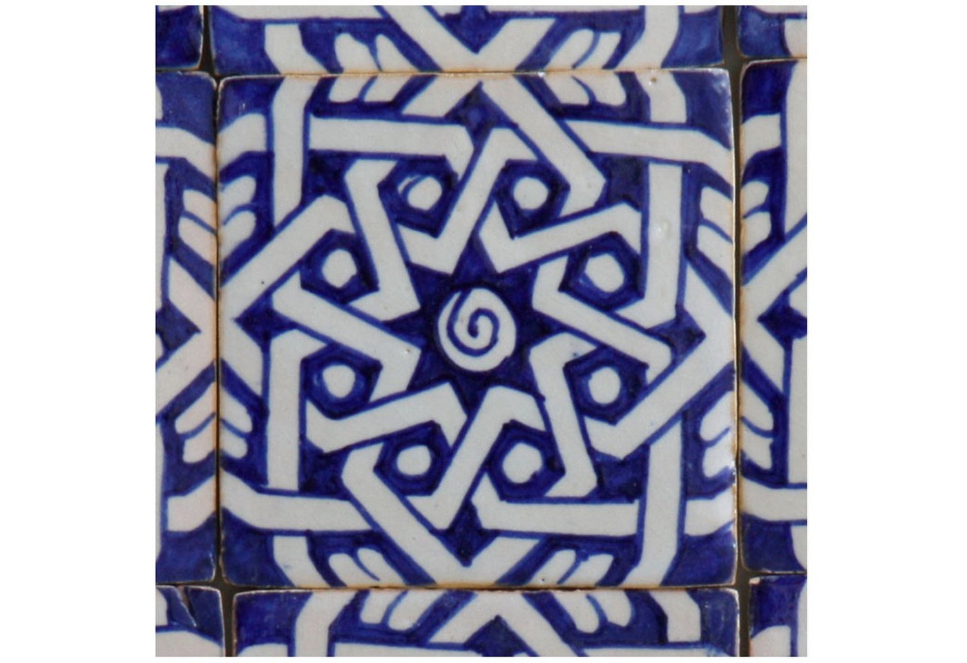 Casa Moro Ton Wandfliese Marokkanische Keramikfliese Daima, handbemalte Fliese FL7140, Blau und Weiß, Kunsthandwerk aus Marokko von Casa Moro