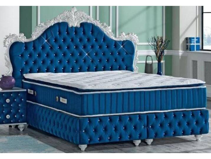 Casa Padrino Barock Doppelbett Royalblau / Weiß - Prunkvolles Samt Bett mit Glitzersteinen und Matratze - Schlafzimmer Set im Barockstil von Casa Padrino