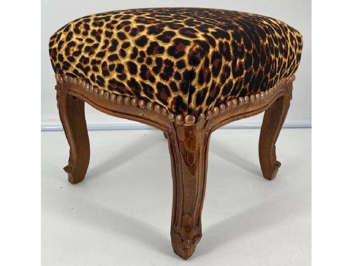 Casa Padrino Barock Fußhocker Leopard Muster / Braun - Handgefertigter Antik Stil Hocker im Barockstil - Barockstil Wohnzimmer Möbel Casa Padrino Barock Fußhocker Leopard Muster / Braun - Handgefertigter Antik Stil Hocker im Barockstil - Barockstil Wohnzimmer Möbel von Casa Padrino