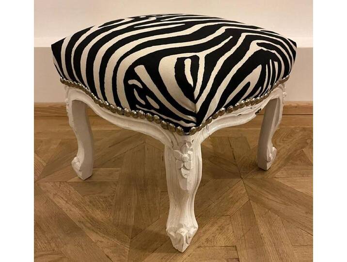 Casa Padrino Barock Fußhocker mit Zebra Design Schwarz / Weiß - Barockstil Hocker - Barock Möbel von Casa Padrino