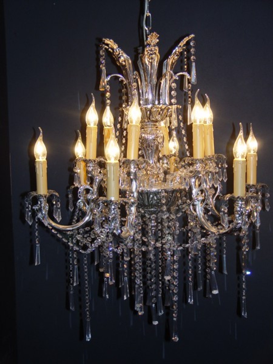 Casa Padrino Barock Kristall Kronleuchter 12-Flammig Silber ModK2 - Hängeleuchte Lüster Hängelampe Deckenlampe Casa Padrino Barock Kristall Kronleuchter 12-Flammig Silber ModK2 - Hängeleuchte Lüster Hängelampe Deckenlampe von Casa Padrino
