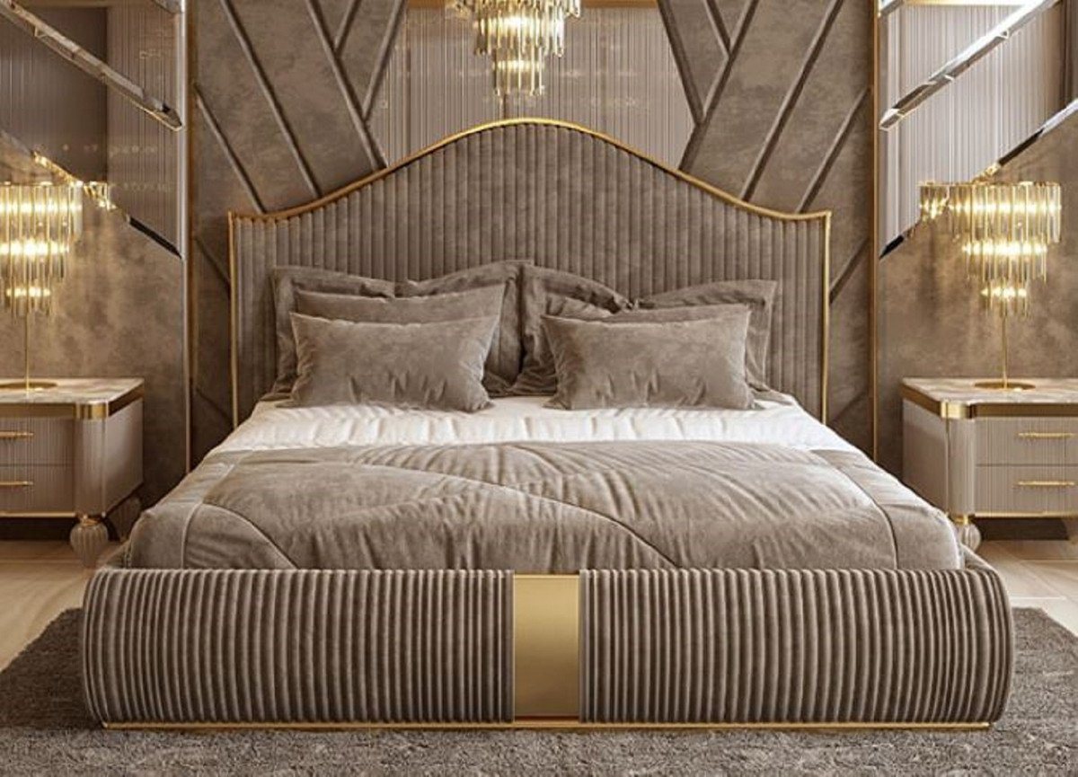 Casa Padrino Bett Doppelbett Grau / Gold - Edles Massivholz Bett mit Kopfteil - Schlafzimmer & Hotel Möbel - Kollektion von Casa Padrino