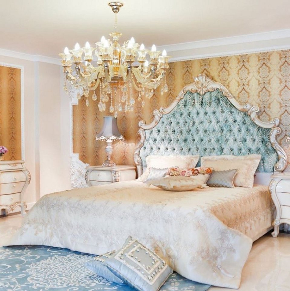 Casa Padrino Bett Doppelbett Grün / Creme / Gold 230 x 200 x H. 220 cm - Edles Massivholz Bett mit Kopfteil - Prunkvolle Schlafzimmer Möbel im Barockstil von Casa Padrino