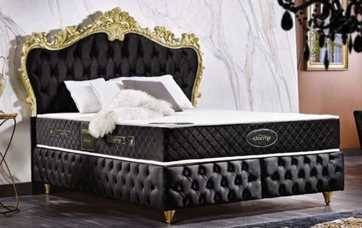 Casa Padrino Bett Doppelbett Schwarz / Gold - Prunkvolles Samt Bett mit Matratze - Komplett Set - Schlafzimmer Möbel von Casa Padrino
