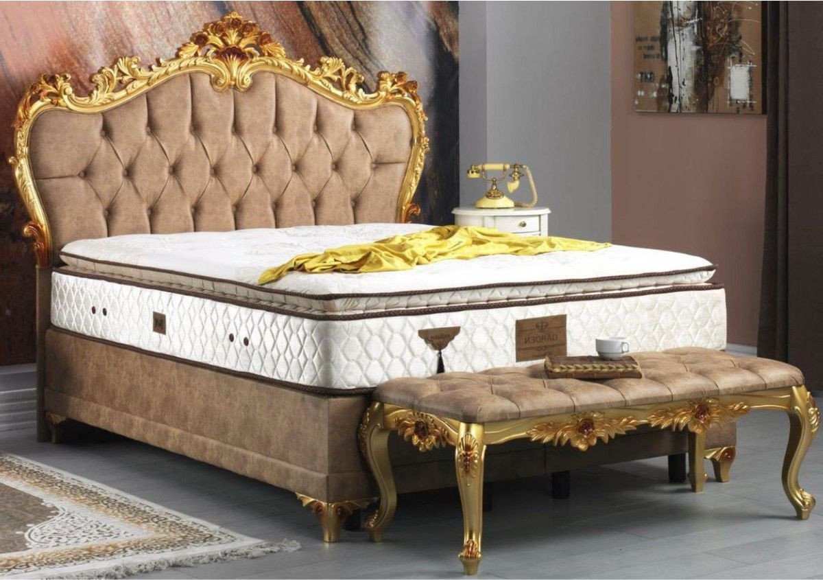 Casa Padrino Bett Schlafzimmer Set Braun / Gold - Prunkvolles Doppelbett mit Sitzbank - Schlafzimmer Möbel im Barockstil von Casa Padrino
