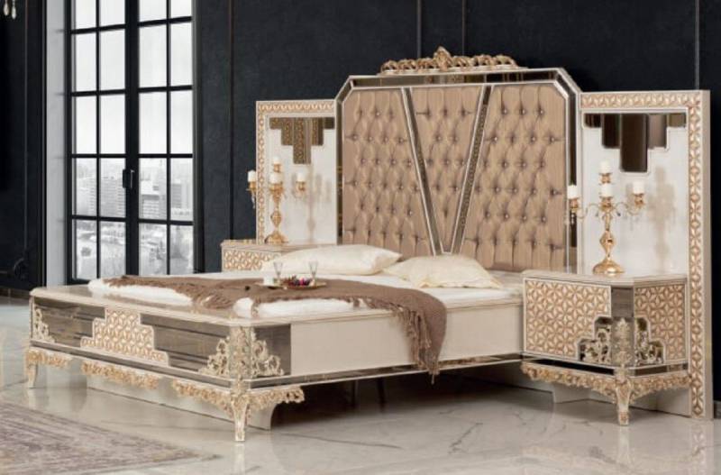 Casa Padrino Bett Schlafzimmer Set Weiß / Gold - 1 Doppelbett mit Kopfteil & 2 Nachttische - Schlafzimmer Möbel im Barockstil - Edel & Prunkvoll von Casa Padrino