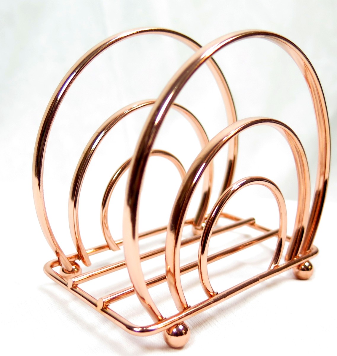 Casa Padrino Briefumschlag Ständer Rosegoldfarben 12 x 6.5 cm x H10.5cm - Brief Umschlag Halter - Büro Accessoires Casa Padrino Briefumschlag Ständer Rosegoldfarben 12 x 6.5 cm x H10.5cm - Brief Umschlag Halter - Büro Accessoires von Casa Padrino