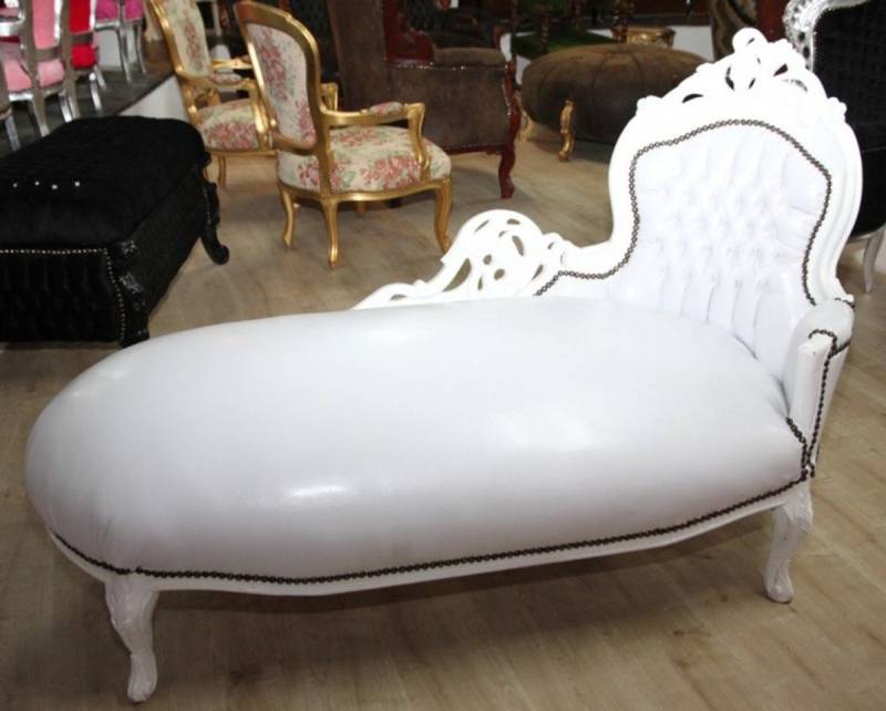 Casa Padrino Chaiselongue Barock Chaiselongue Weiß/Weiß Lederoptik - Recamiere Liege Lounge von Casa Padrino