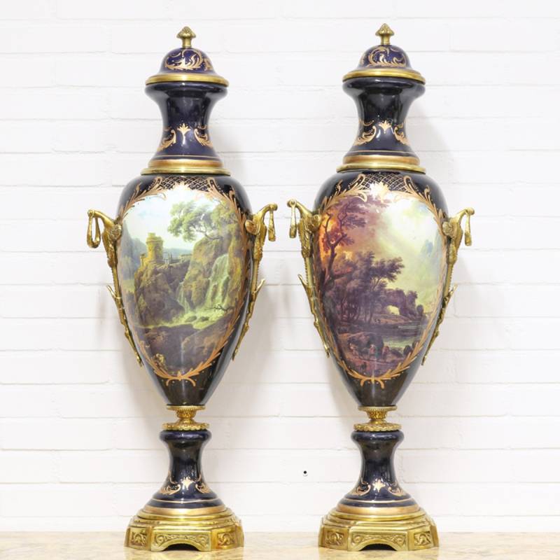 Casa Padrino Deko Vasen Lila / Gold 30 x H. 100 cm - Barockstil Porzellan Vasen Set von Casa Padrino