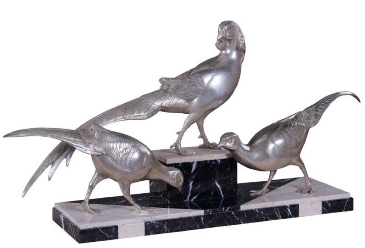 Casa Padrino Dekofigur Luxus Deko Bronzefiguren 3 Fasane Silber / Schwarz / Weiß 84 x 20 x H. 42 cm - Versilberte Dekofiguren mit Marmorsockel von Casa Padrino